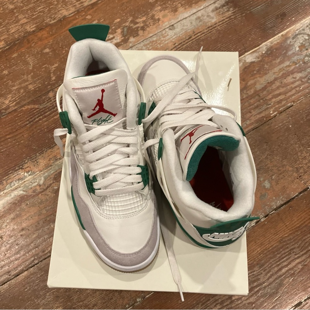 Air Jordan 4 Retro SP brand new original box worn one time